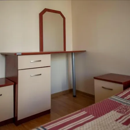 Spacious Family Friendly - 5 Min From The Beach! * Slantschew brjag